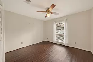 206 Briar Hill Dr, Houston, TX 77042 - Photo 28