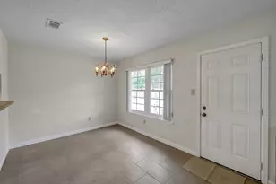 22614 Millgate Dr, Spring, TX 77373 - Photo 12