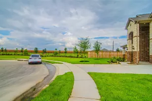 18403 Weeping Spring Dr, Cypress, TX 77429 - Photo 4