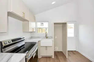 4218 T C Jester Blvd, Houston, TX 77018 - Photo 38