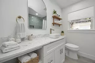 4218 T C Jester Blvd, Houston, TX 77018 - Photo 24