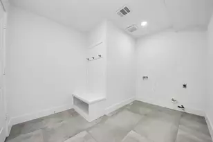 4218 T C Jester Blvd, Houston, TX 77018 - Photo 22