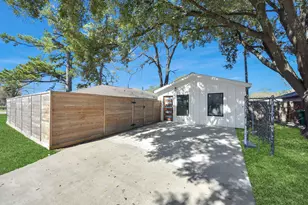 4218 T C Jester Blvd, Houston, TX 77018 - Photo 44