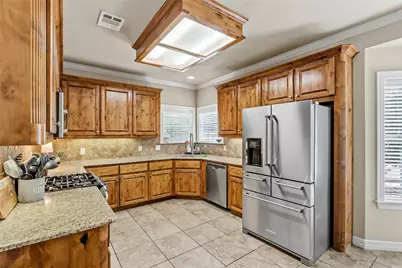 2700 Hickory Court, Bryan, TX 77808 - Photo 10