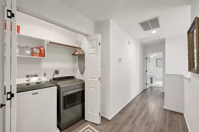 246 N Walden Elms Circle, The Woodlands, TX 77382 - Photo 20