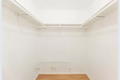 2120 Wilcrest Drive #107, Houston, TX 77042 - Photo 16