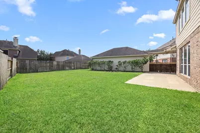 2309 Echo Harbor Drive, Pearland, TX 77584 - Photo 10