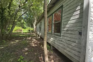 203 Cedar Circle, Daisetta, TX 77357 - Photo 8