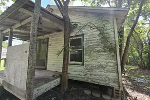 203 Cedar Circle, Daisetta, TX 77357 - Photo 2