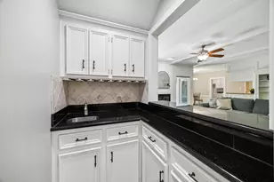 2906 Eagle Creek Dr, Kingwood, TX 77345 - Photo 14