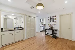 1918 Vassar St, Houston, TX 77098 - Photo 8