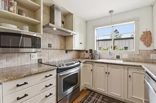 1918 Vassar St, Houston, TX 77098 - Photo 12