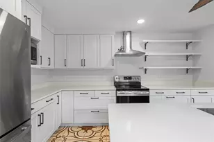 1513 Beaconshire Rd, Houston, TX 77077 - Photo 12