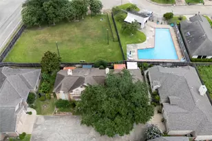 1513 Beaconshire Rd, Houston, TX 77077 - Photo 50
