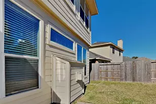 3242 Enchanted Hollow Ln, Spring, TX 77388 - Photo 22