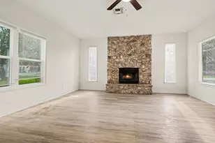 654 Ridge Dr, Crosby, TX 77532 - Photo 10