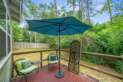 11045 Woodview Drive, Conroe, TX 77303 - Photo 14