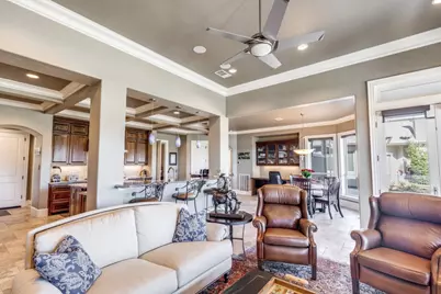 4 Island Green Court, Kingwood, TX 77339 - Photo 12