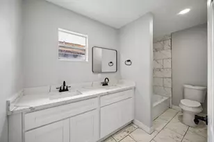 4311 Busiek St, Houston, TX 77022 - Photo 8
