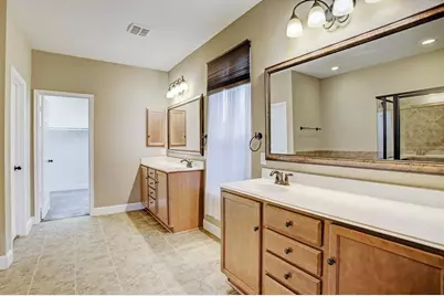 11022 Avery Oaks Lane, Richmond, TX 77406 - Photo 4