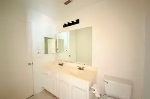 14910 White Forge Ln, Sugar Land, TX 77489 - Photo 18