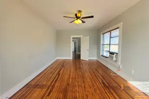 2111 Freeman St, Houston, TX 77009 - Photo 10
