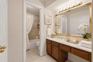 10555 Turtlewood Ct, Houston, TX 77072 - Photo 10