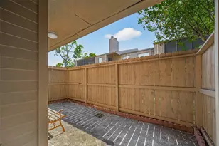 10555 Turtlewood Ct, Houston, TX 77072 - Photo 36