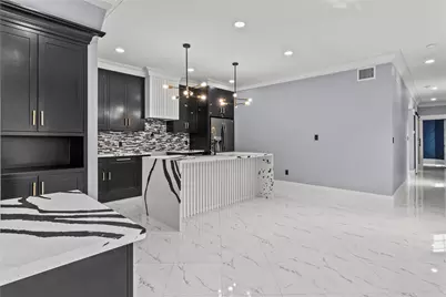 7912 Avenue E #A, Houston, TX 77012 - Photo 2