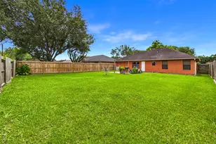 2955 County Rd 855C, Alvin, TX 77511 - Photo 38