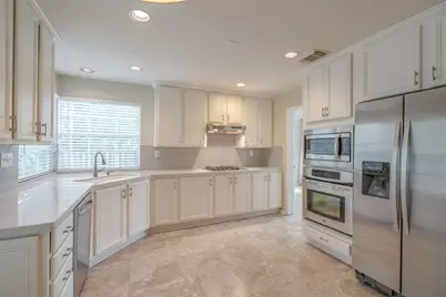 147 Shelter Rock Court, The Woodlands, TX 77382 - Photo 18