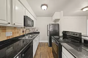 2118 N Austin Ave, Pearland, TX 77581 - Photo 4