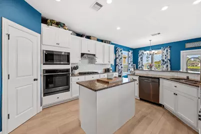 21367 S Kings Mill Lane, Kingwood, TX 77339 - Photo 14