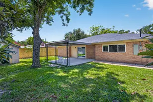 14814 McLeod Dr, Houston, TX 77060 - Photo 34
