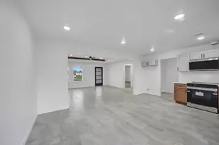 11702 Kelvin Ct, Conroe, TX 77306 - Photo 12