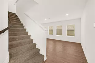 4118 Saw Mill Peak Ln, Baytown, TX 77521 - Photo 4