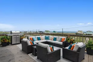 2031 Bluewater Hwy, Surfside Beach, TX 77541 - Photo 1