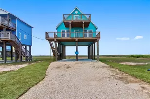 2031 Bluewater Hwy, Surfside Beach, TX 77541 - Photo 18