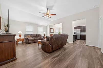 166 Cobblestone Lane, Cleveland, TX 77327 - Photo 4