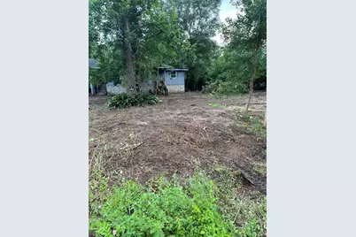 260 Bayou Drive, Rose Hill Acres, TX 77657 - Photo 6