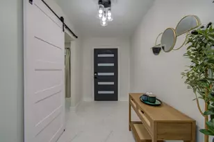 5539 Edith St, Houston, TX 77081 - Photo 2