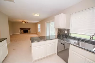 3423 Hidden Creek Drive, Sugar Land, TX 77479 - Photo 14