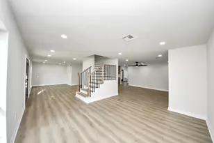 10806 Olympia Dr, Houston, TX 77042 - Photo 6