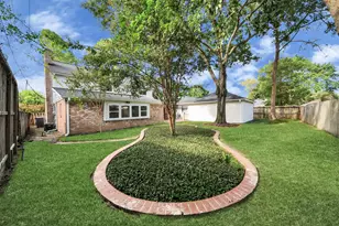 10806 Olympia Dr, Houston, TX 77042 - Photo 46