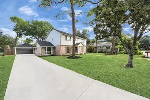 10806 Olympia Dr, Houston, TX 77042 - Photo 42