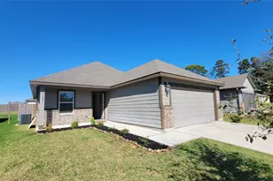 15027 Sorrento Bay Ct, Willis, TX 77318 - Photo 2