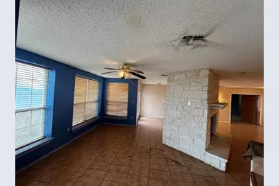 1448 Private Road 6013, Giddings, TX 78942 - Photo 6