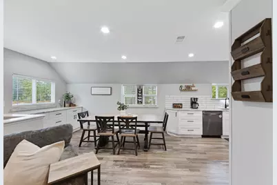 819 Sentinel Oaks, Pinehurst, TX 77362 - Photo 12