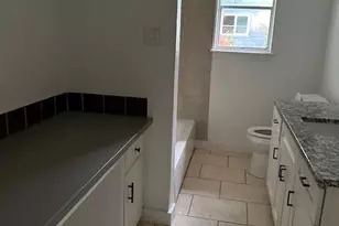 910 Oak St, Houston, TX 77018 - Photo 12