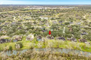 117 Dewberry Dr, Lake Jackson, TX 77566 - Photo 42